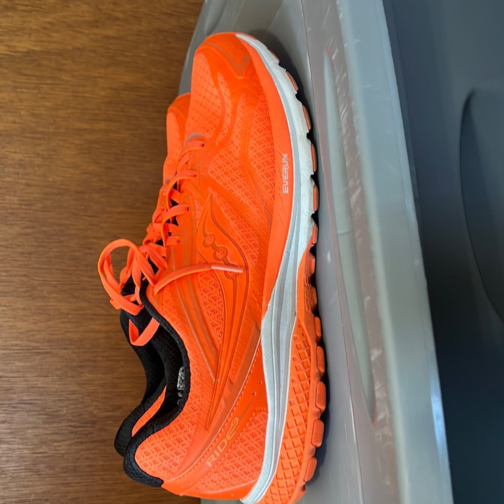 Bright Orange Mens 13 Saucony.